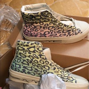 Straye skateboarding sneakers